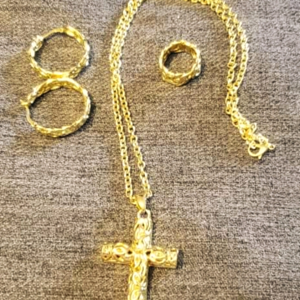 Gold Cross necklace set